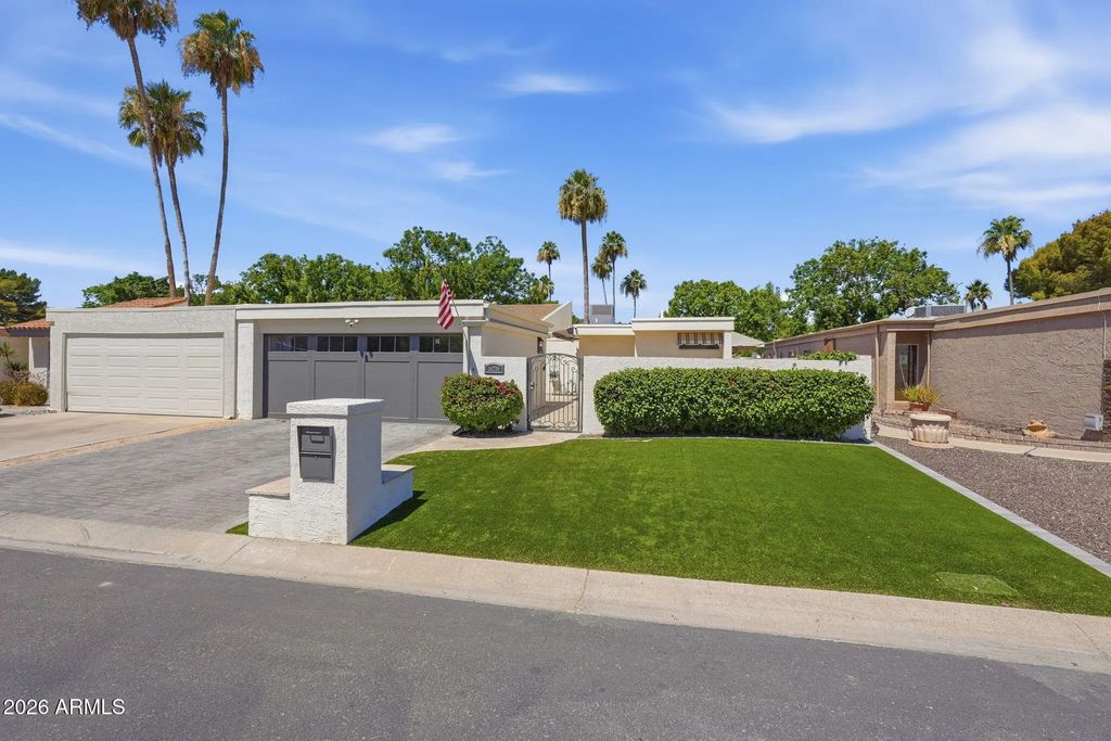 14238 N 2nd Avenue, Phoenix
