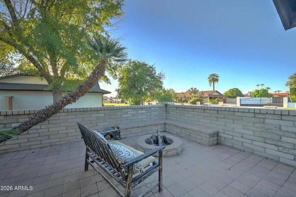 7201 W Bluefield Avenue, Glendale