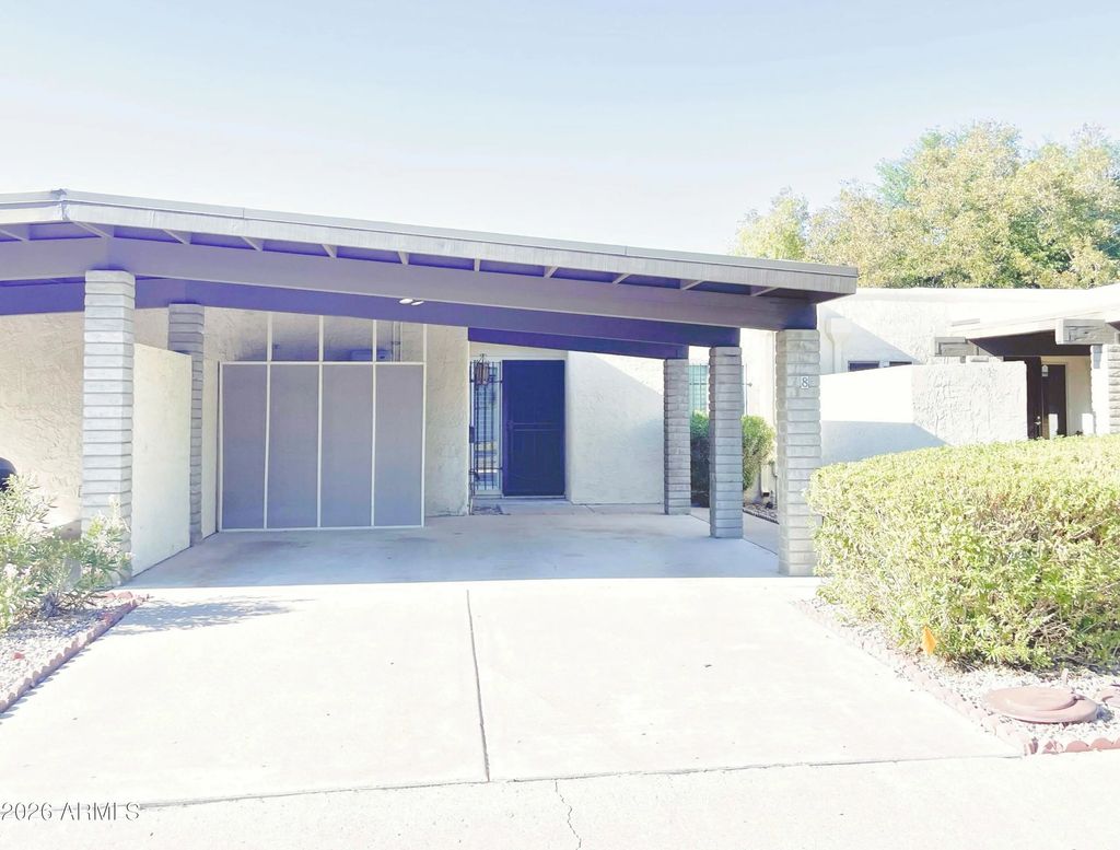 8 W Griswold Road, Phoenix