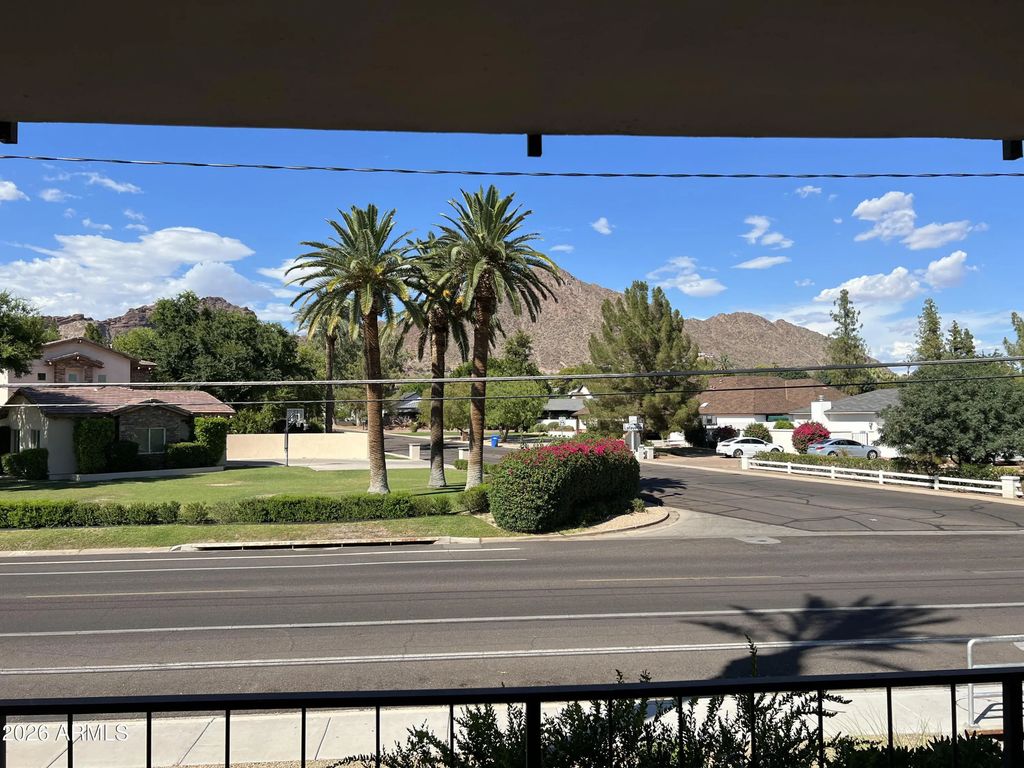 4727 E Lafayette Boulevard (unit 204), Phoenix