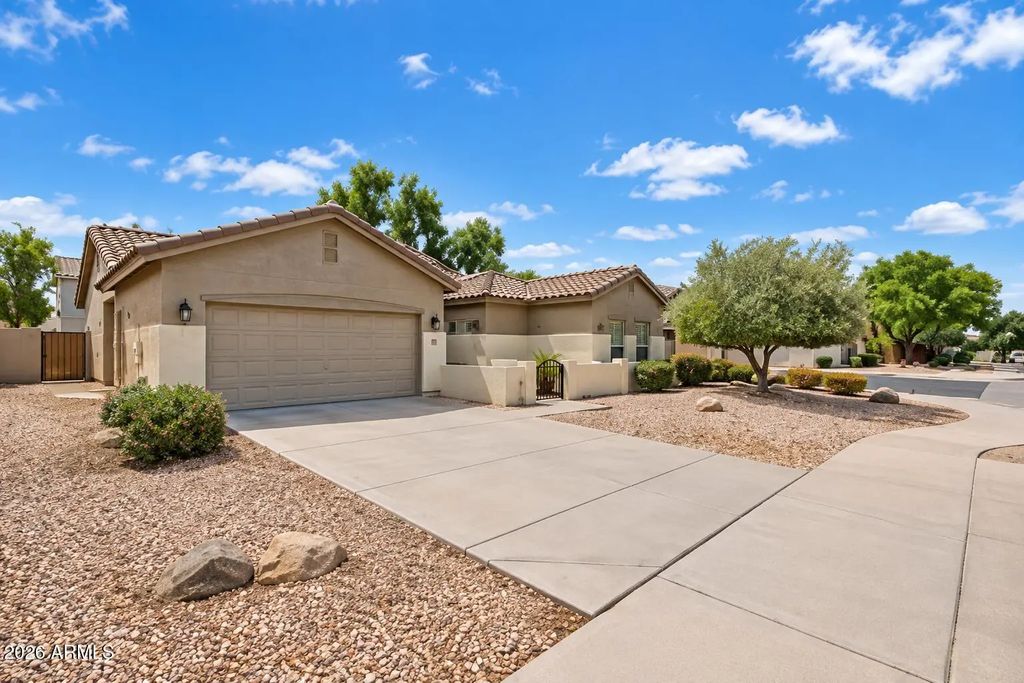 19901 E Carriage Way, Queen Creek