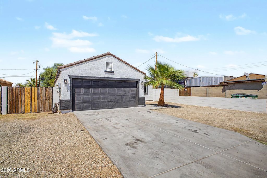 3514 W Pierce Street, Phoenix