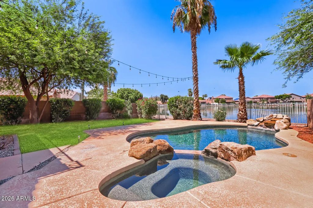 10932 W Granada Road, Avondale