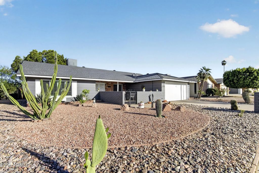 11215 S Tomah Street, Phoenix