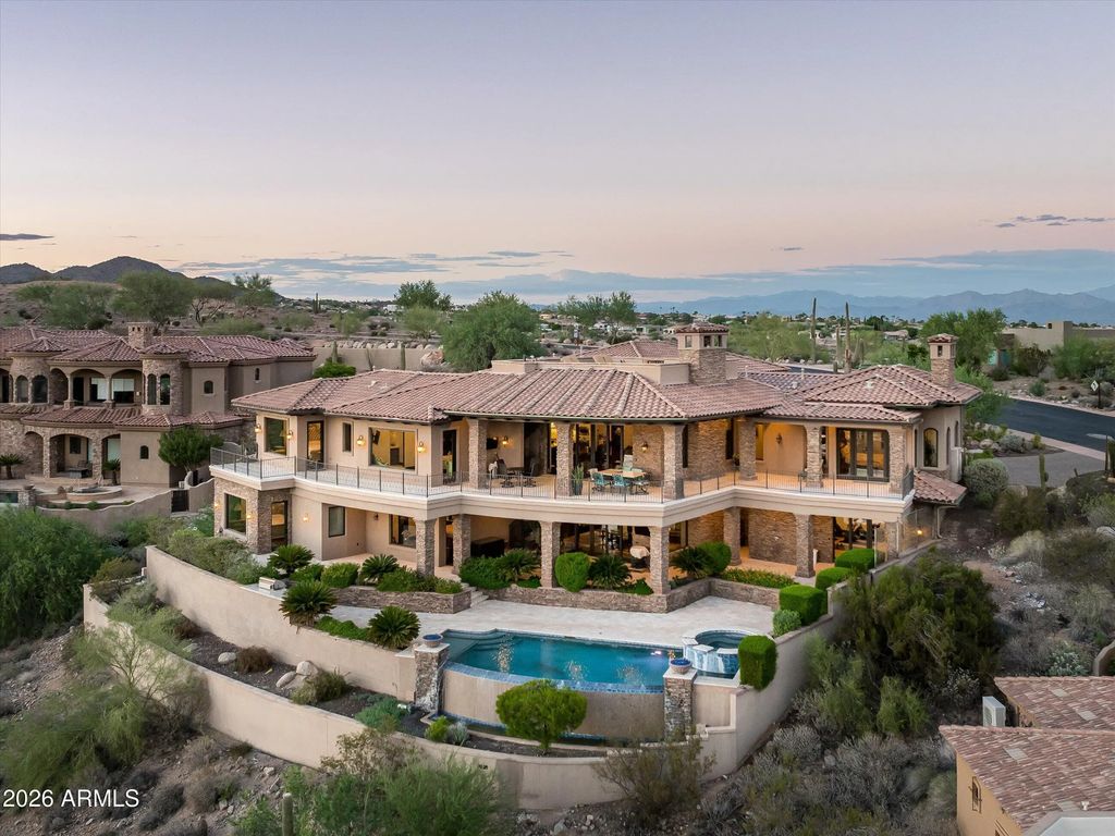 10208 N Palisades Boulevard, Fountain Hills