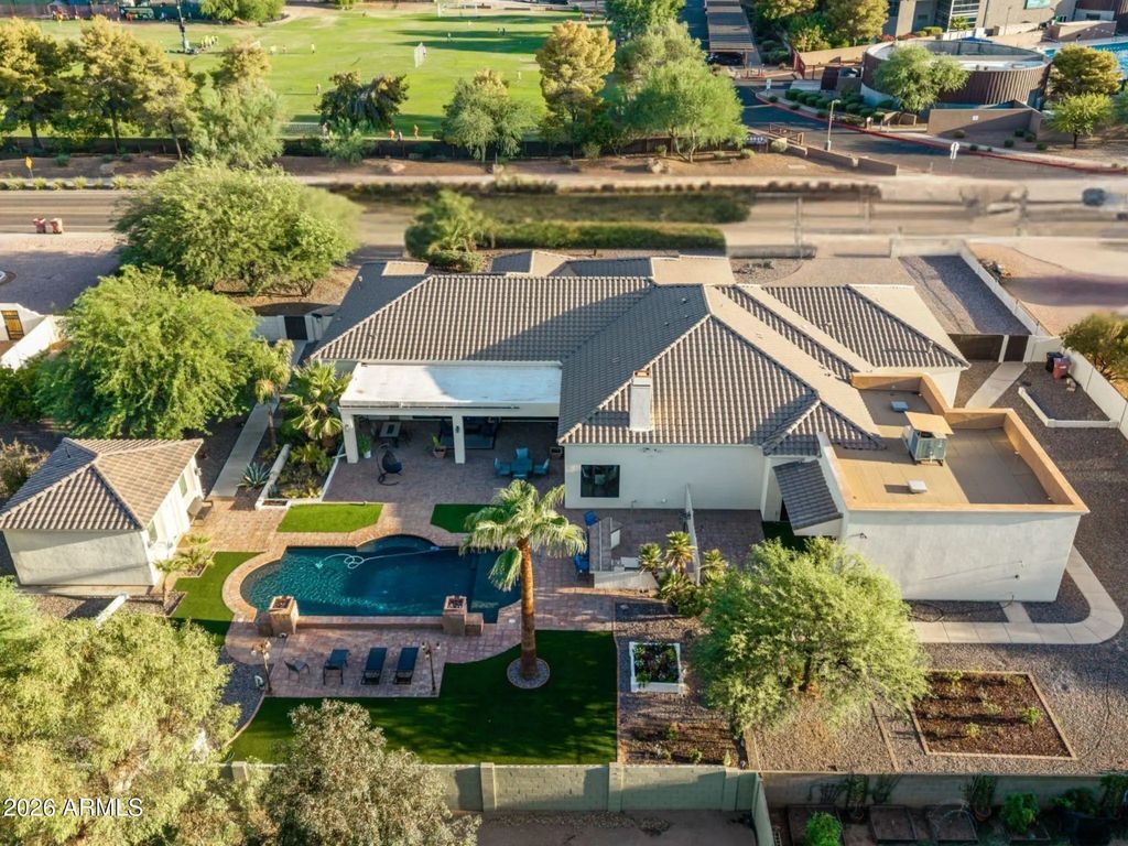7320 E Sweetwater Avenue, Scottsdale