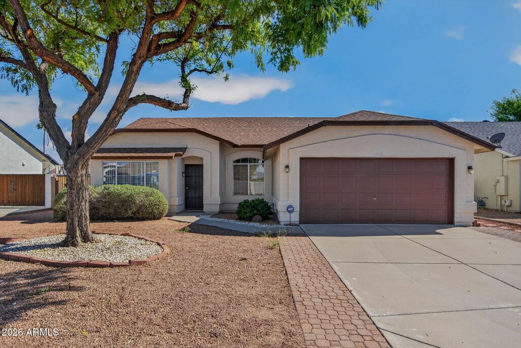 8935 W Mclellan Road, Glendale