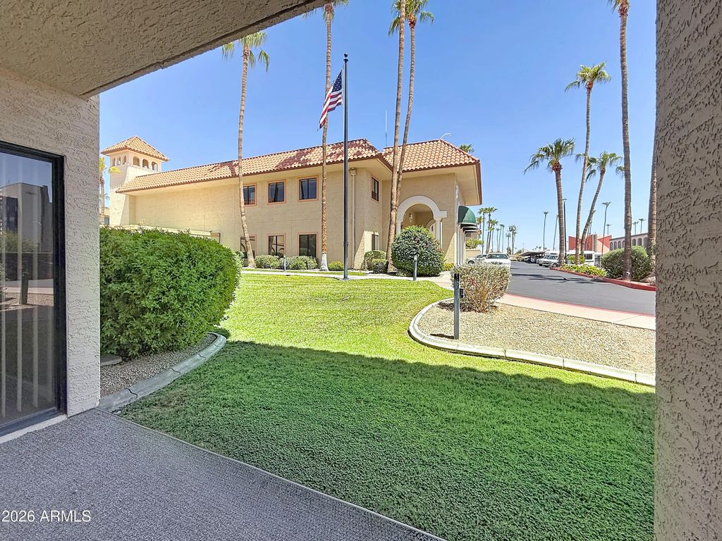 10330 W Thunderbird Boulevard (unit A103), Sun City