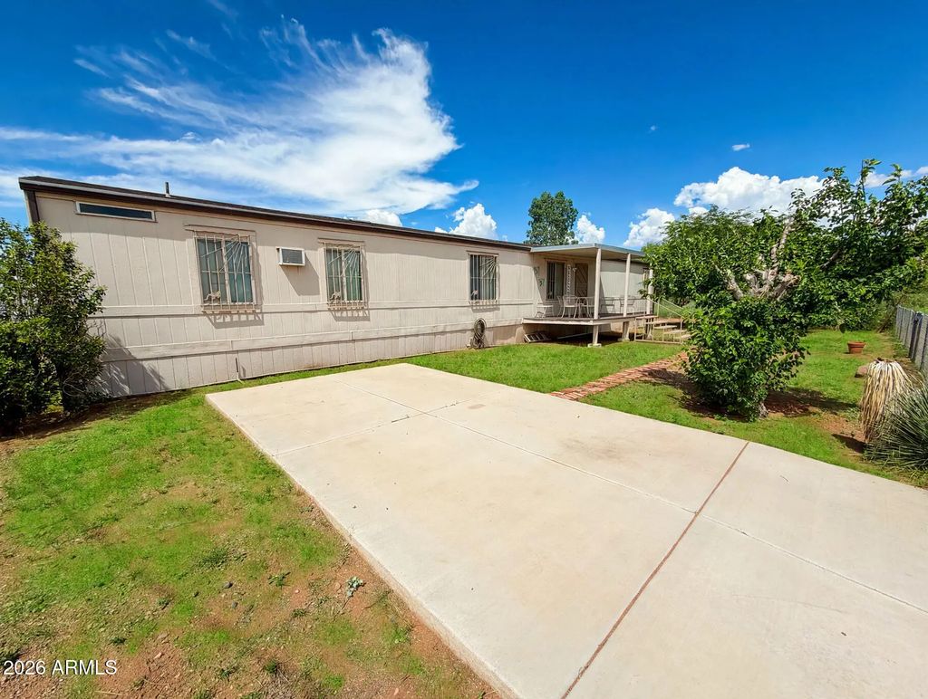 3388 W Sanchez Road, Douglas