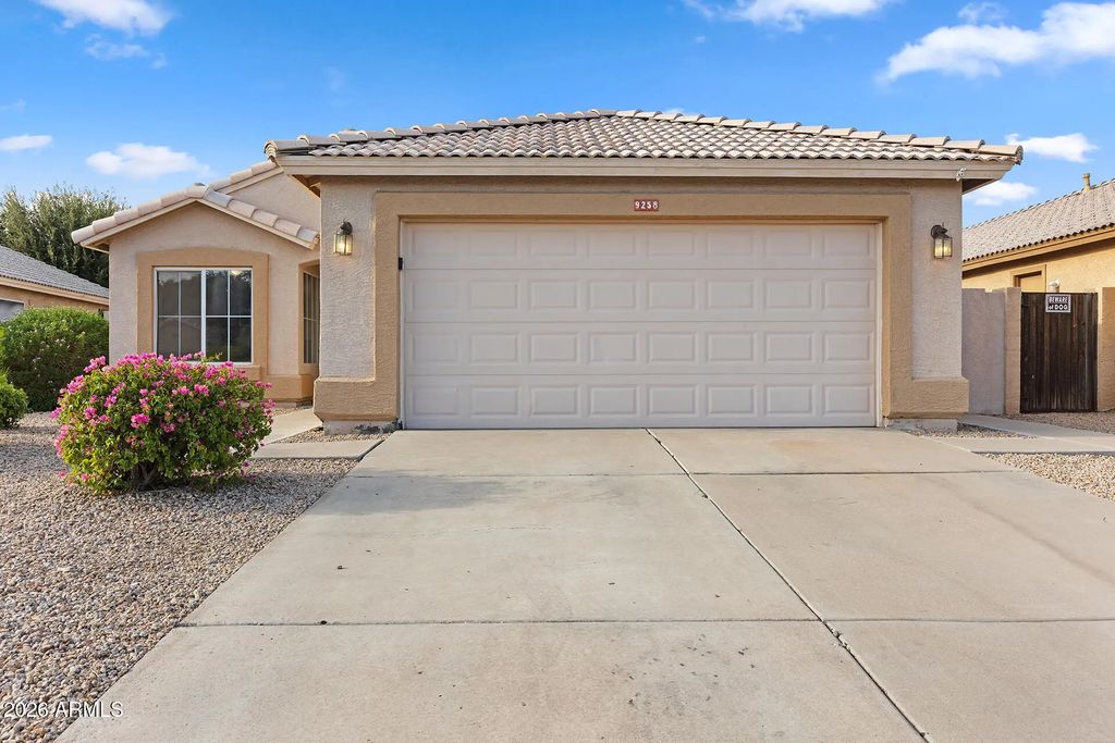 9258 W Monroe Street, Peoria