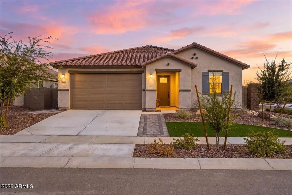 17136 W Blue Sky Drive, Surprise