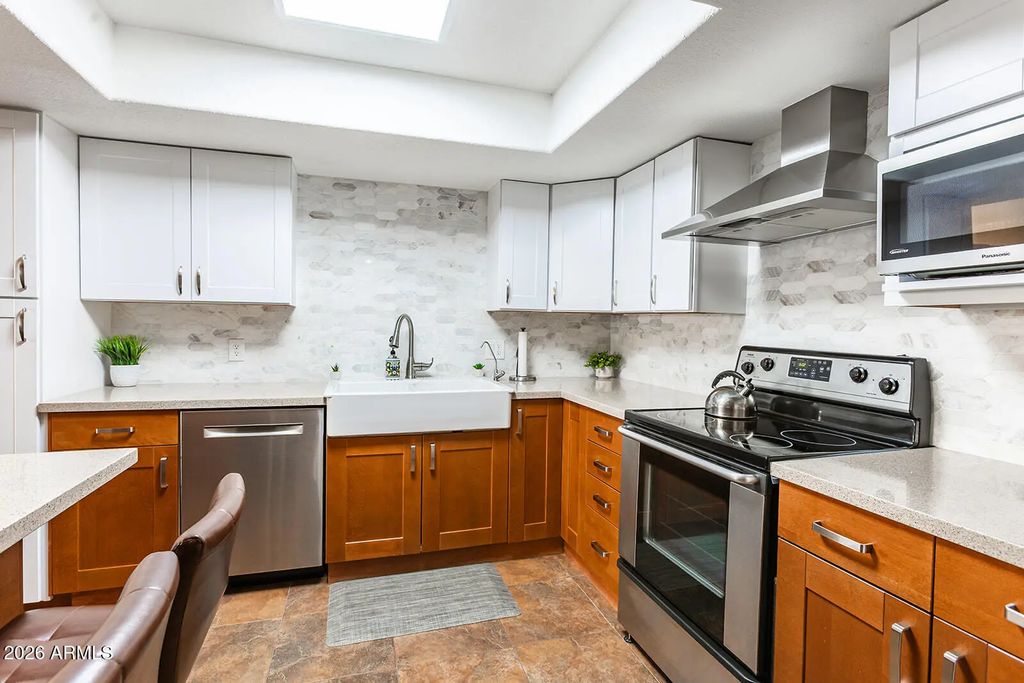 7830 E Camelback Road (unit 102), Scottsdale
