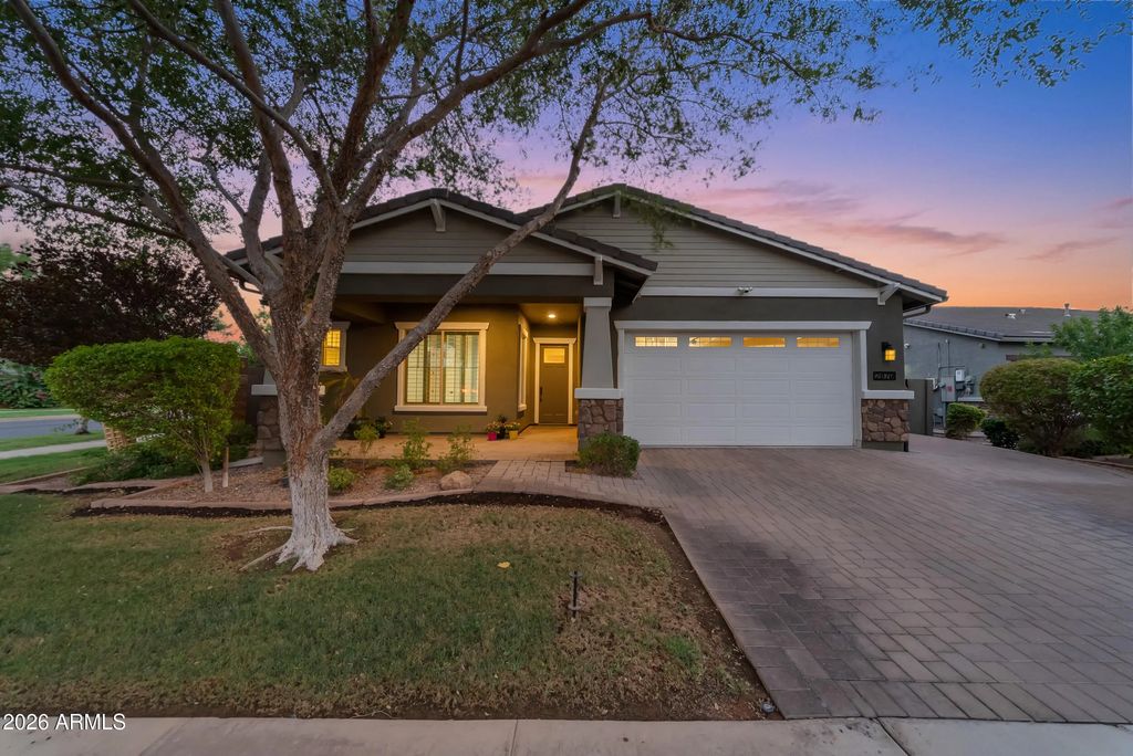 2879 E Appaloosa Road, Gilbert