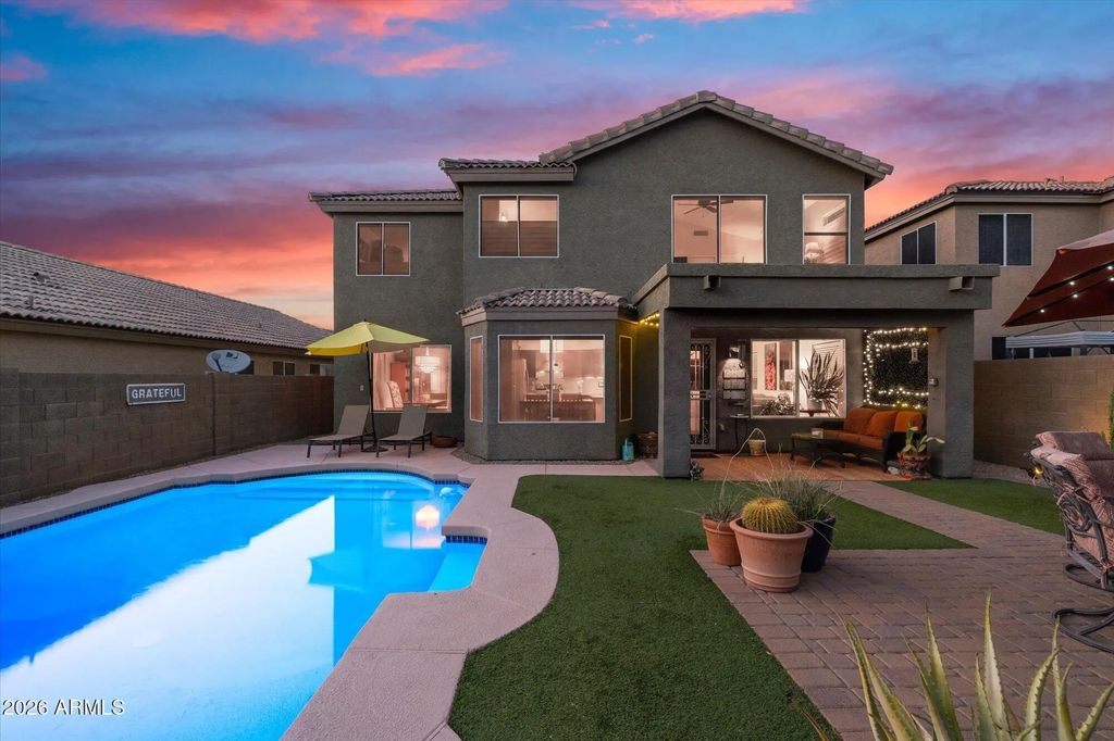 4253 E Chaparosa Way, Cave Creek