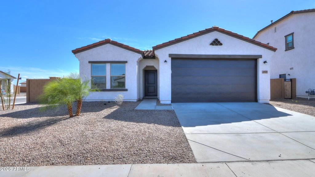40285 W Chambers Drive, Maricopa