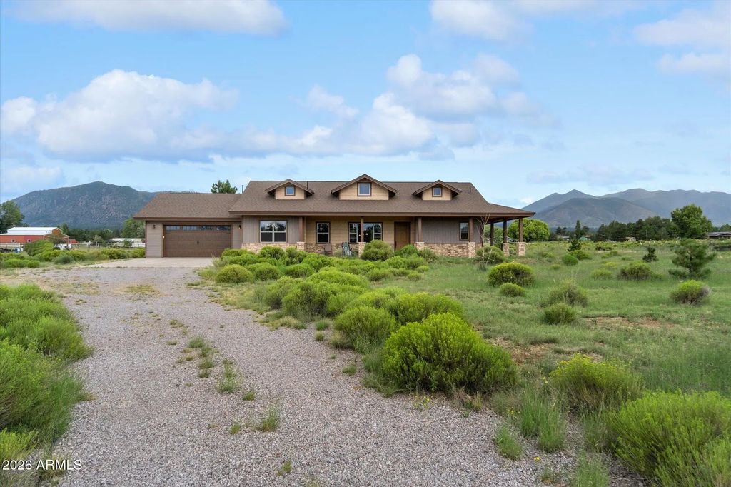 8696 Leah Lane, Flagstaff
