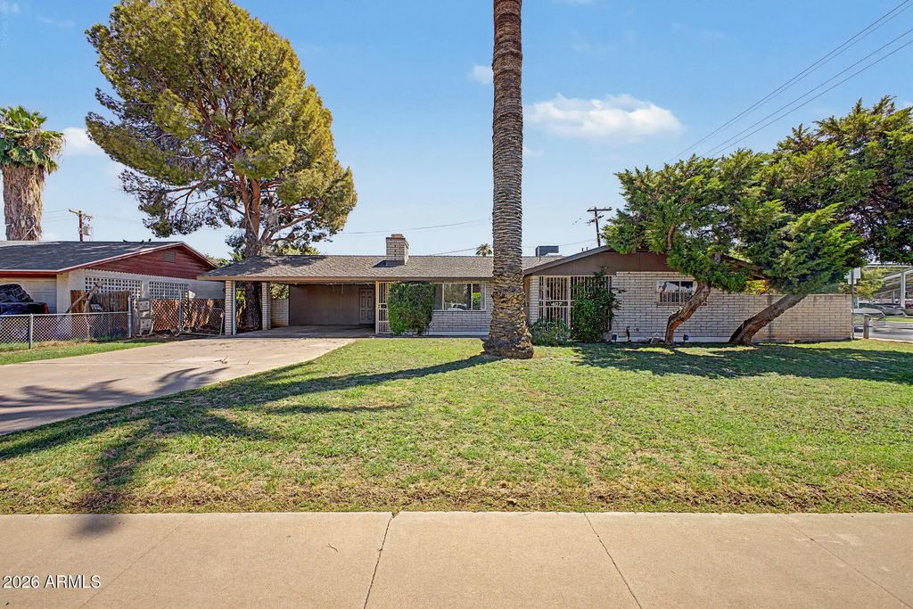 407 E 8th Street, Mesa