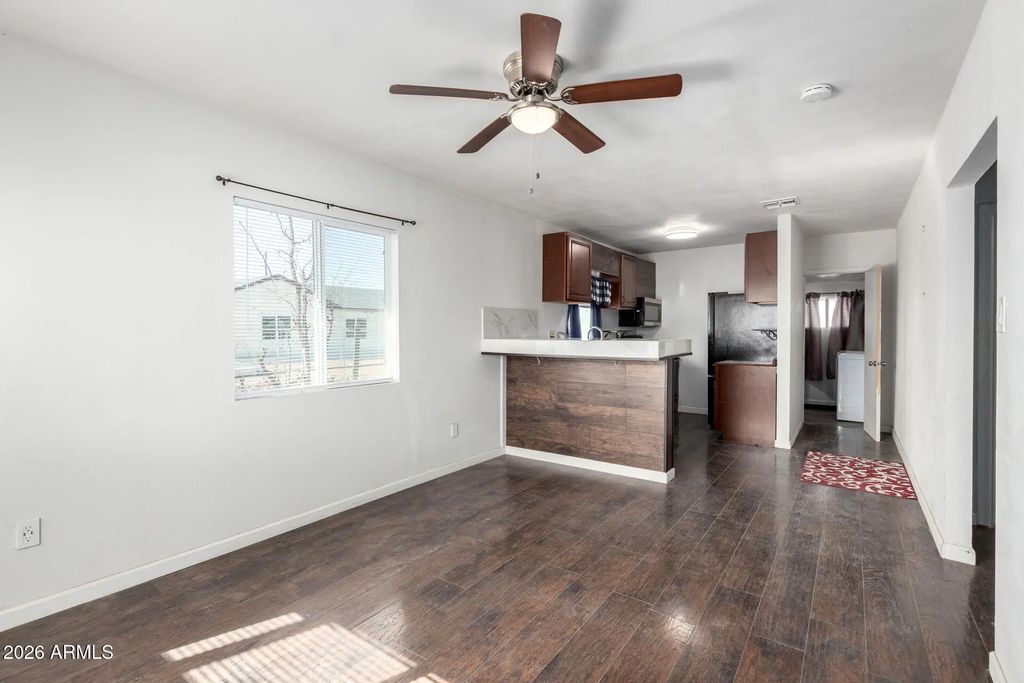 460 W Spruell Avenue, Coolidge