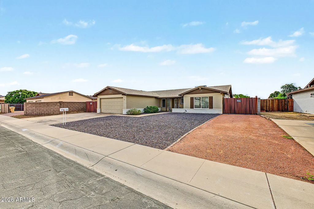 11210 N 52nd Avenue, Glendale