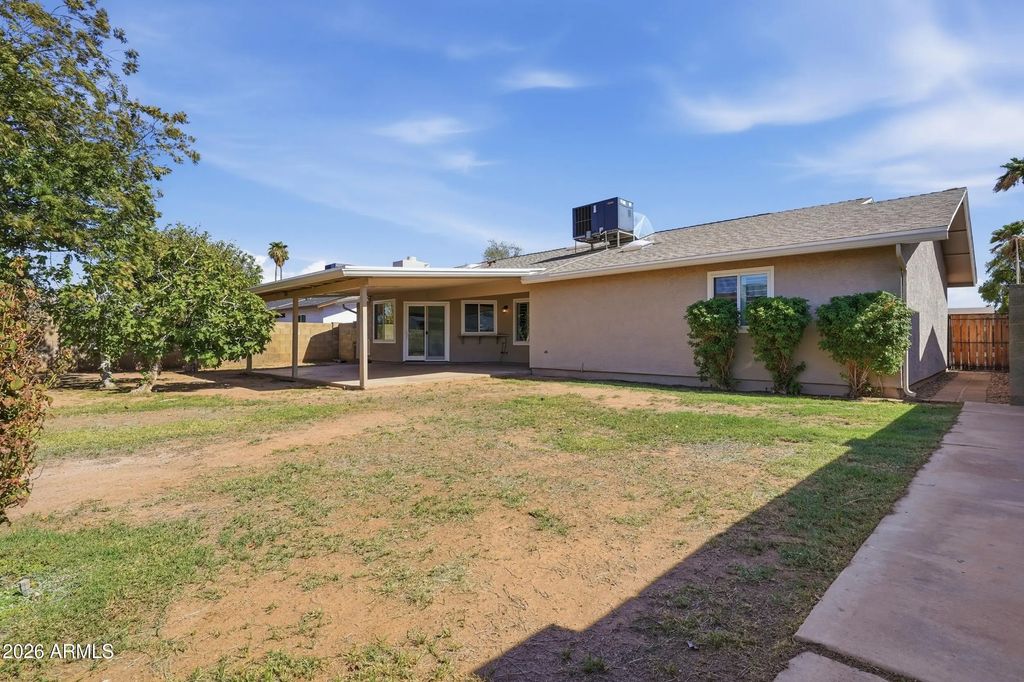 10316 W Hazelwood Avenue, Phoenix