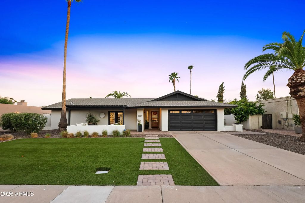 8607 E San Daniel Drive, Scottsdale