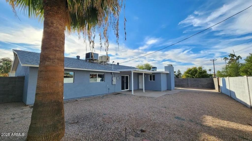 1654 N Queensbury, Mesa