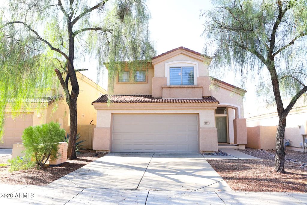 5043 E Lucia Drive, Cave Creek