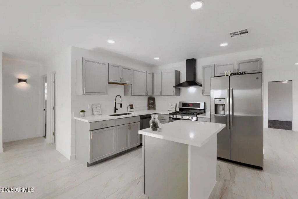 5703 W Sells Drive, Phoenix