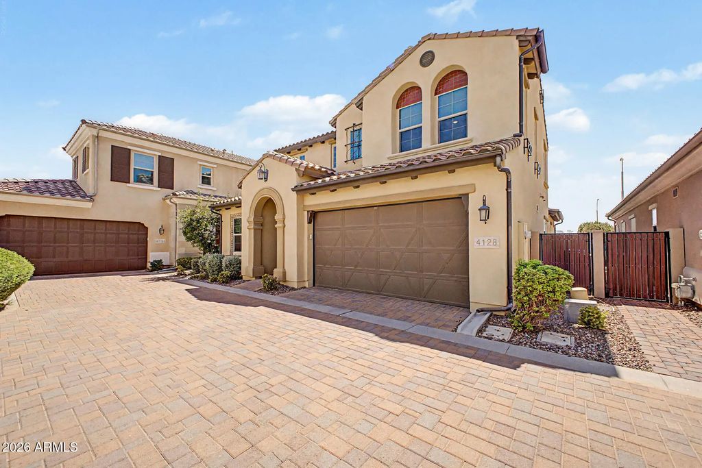 4128 S Greythorne Way, Chandler