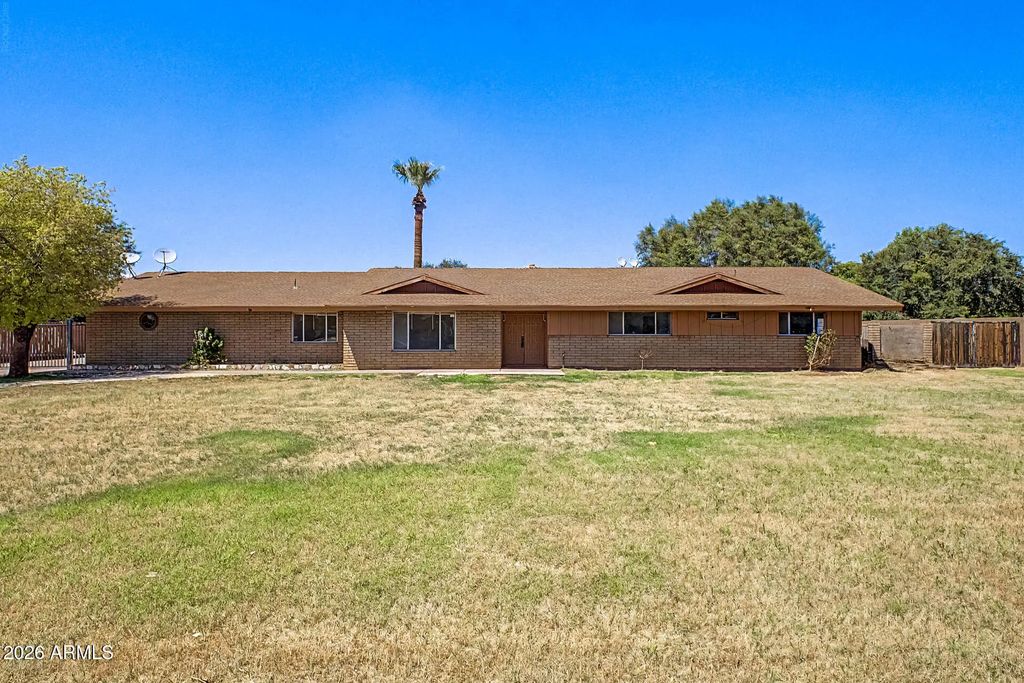 5228 W Mcneil Street, Laveen