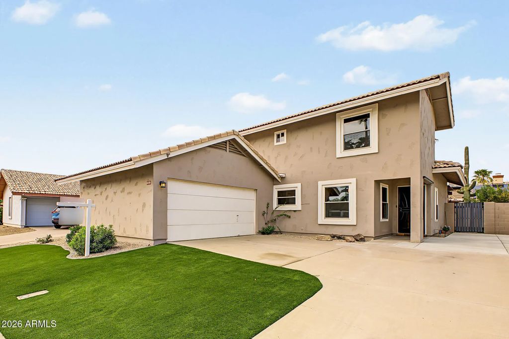 1370 W Elgin Street, Chandler