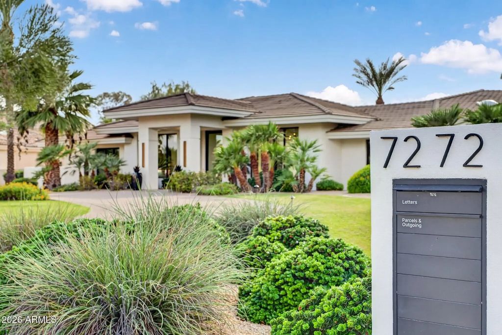 7272 N 71st Street, Paradise Valley