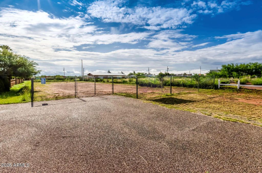 4433 S Highway 92 -- (unit 66), Sierra Vista