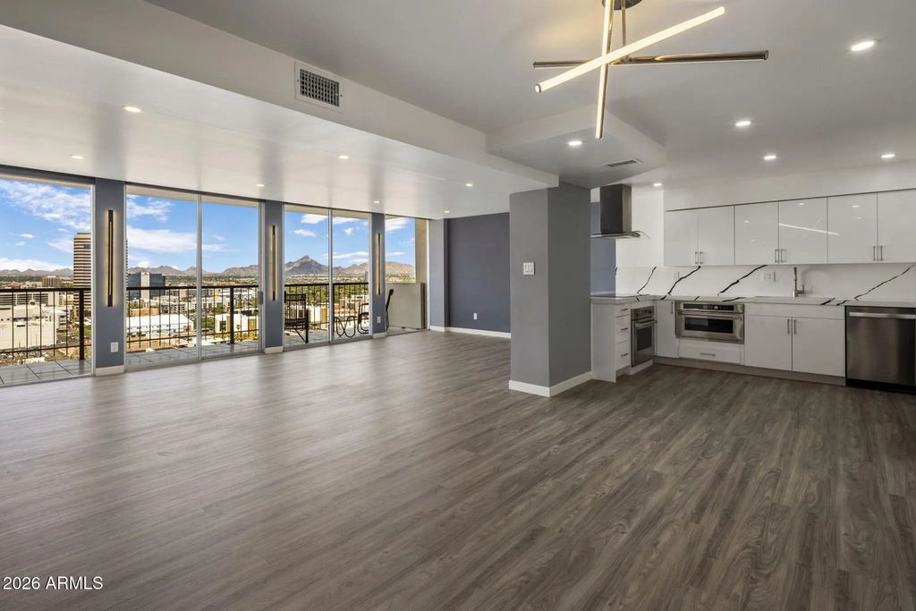 2323 N Central Avenue (unit 2106), Phoenix