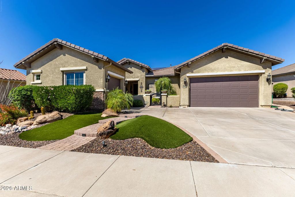 27016 W Mohawk Lane, Buckeye