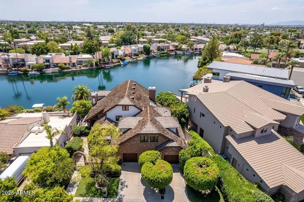 1071 E Sandpiper Drive, Tempe