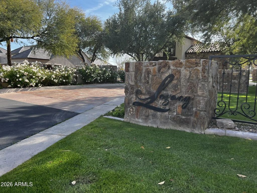 3215 E Halifax Circle (unit 8), Mesa
