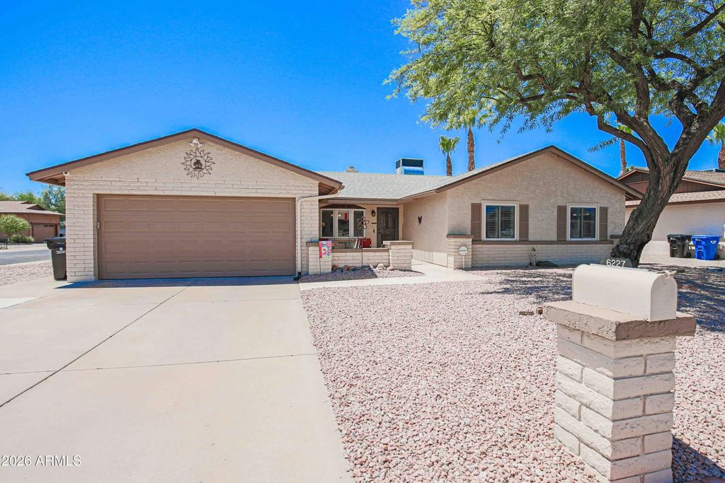 6227 E Evans Drive, Scottsdale