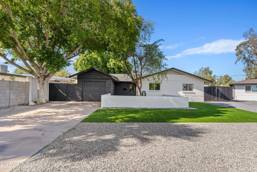 1322 E Catalina Drive, Phoenix