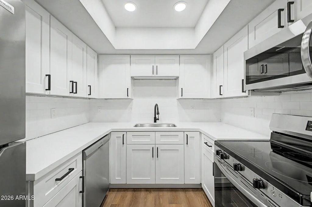 1340 N Recker Road (unit 322), Mesa