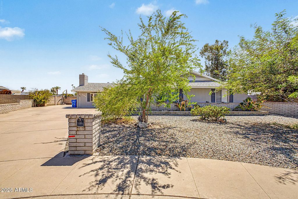 3723 W Cochise Drive, Phoenix