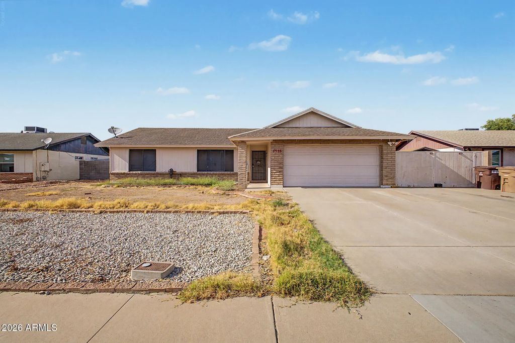 6926 W Comet Avenue, Peoria