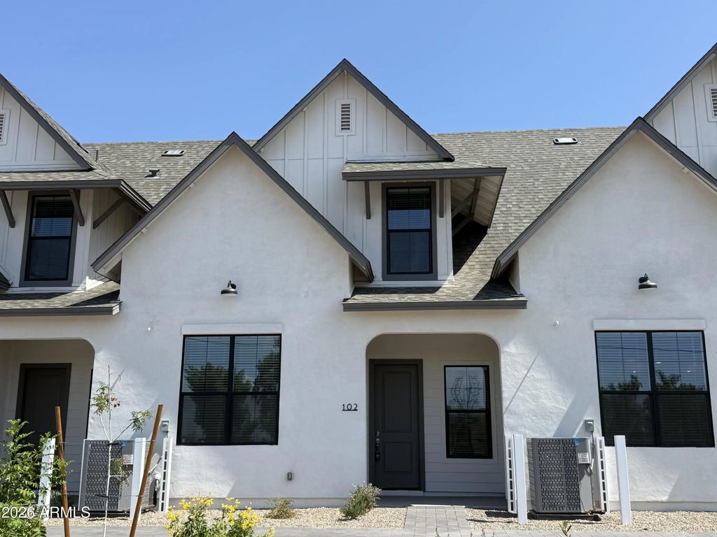 8232 E University Drive (unit 103), Mesa