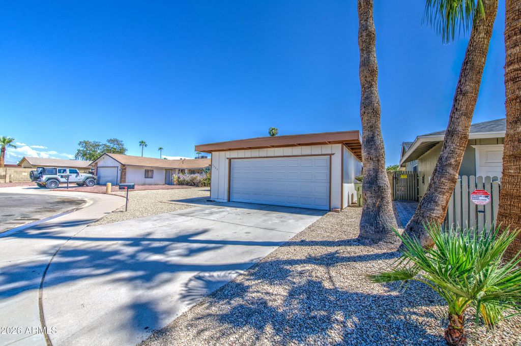 4929 W Townley Avenue, Glendale