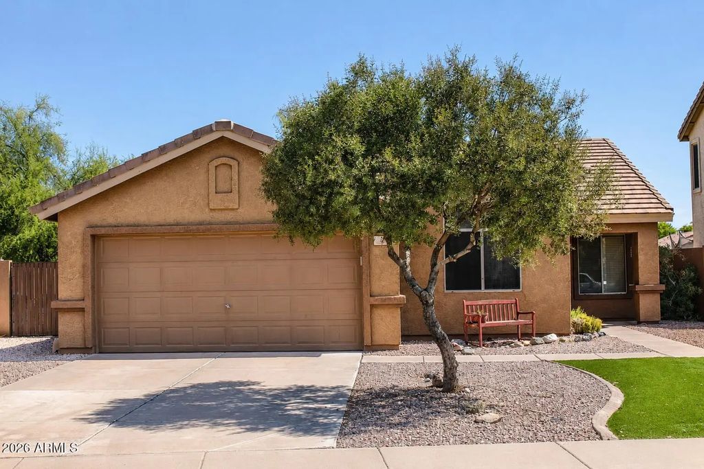3312 E Wildhorse Drive, Gilbert