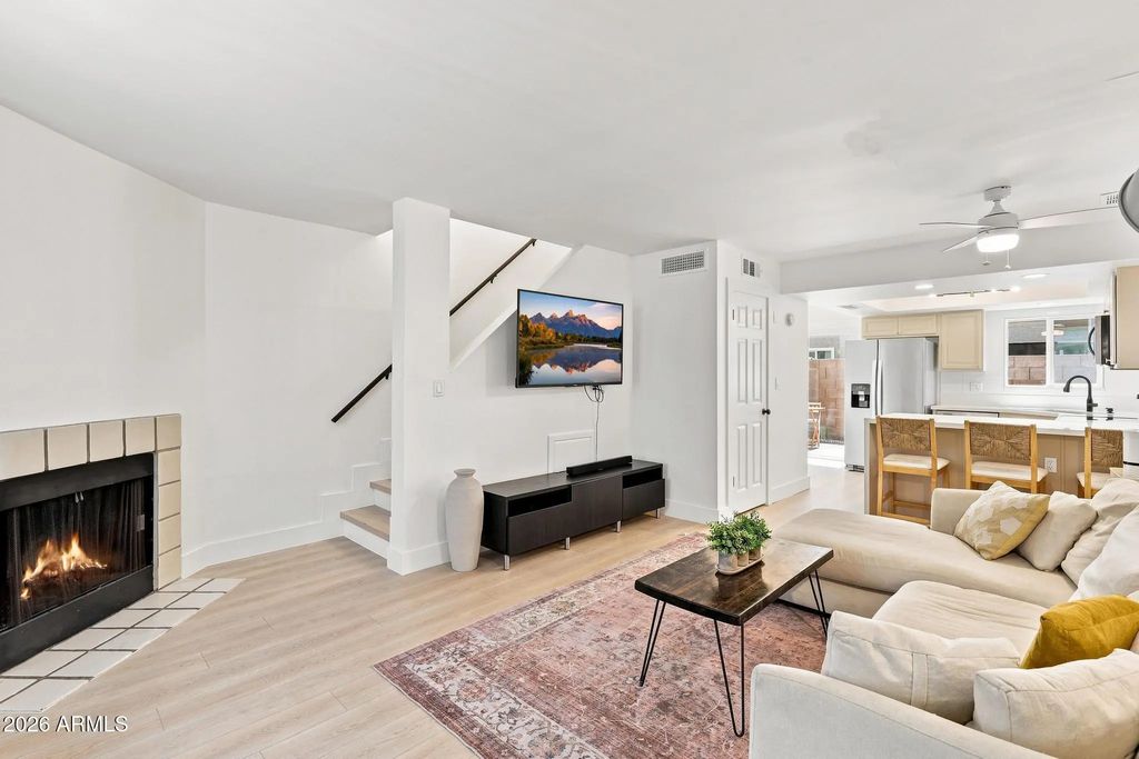 1055 W 5th Street (unit 10), Tempe