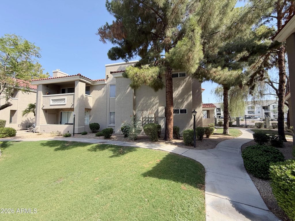 2929 W Yorkshire Drive (unit 1122), Phoenix