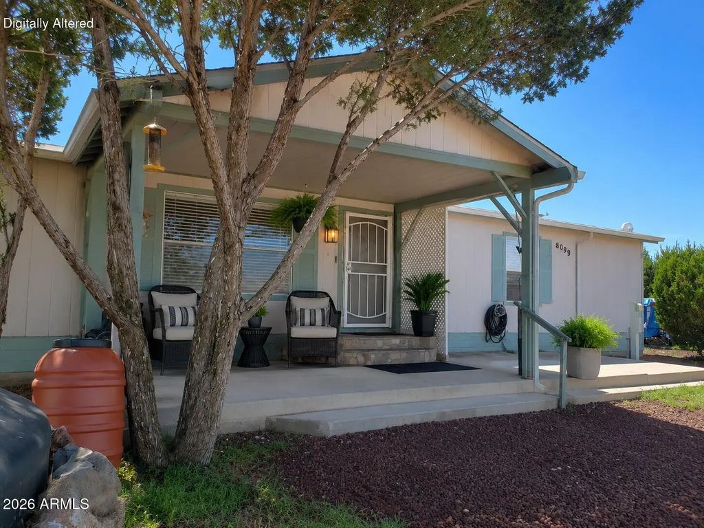 8099 N 8 Mile Boulevard, Williams