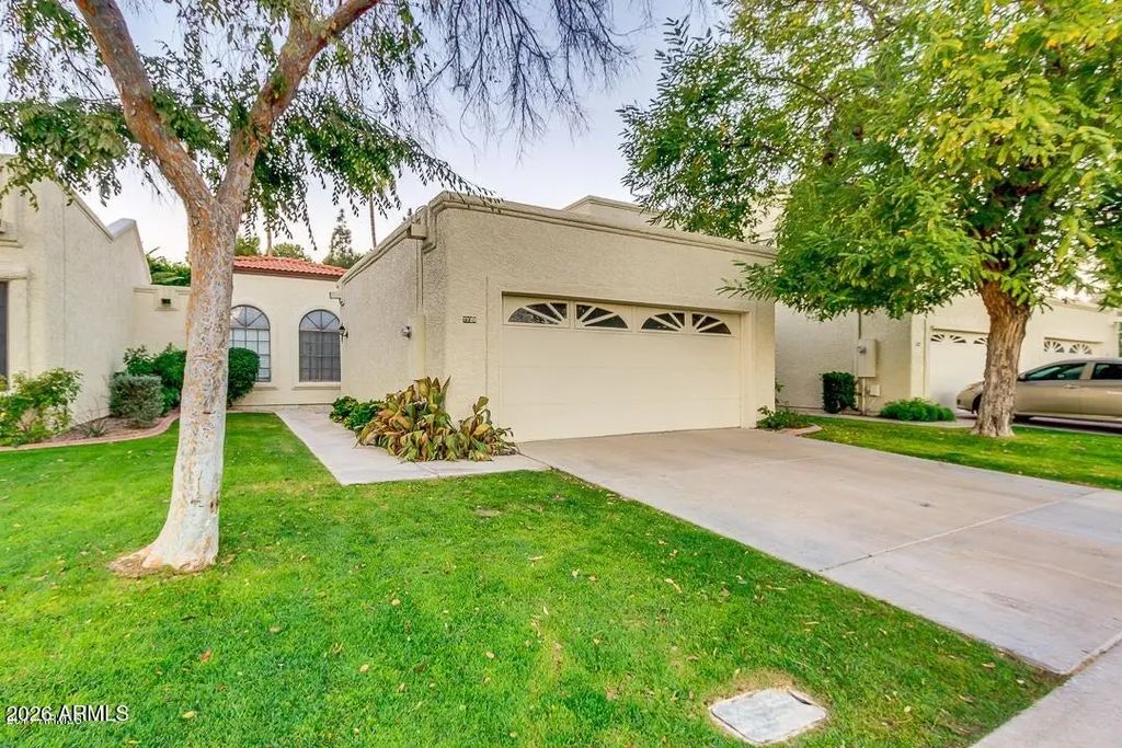 7720 S Heather Drive, Tempe