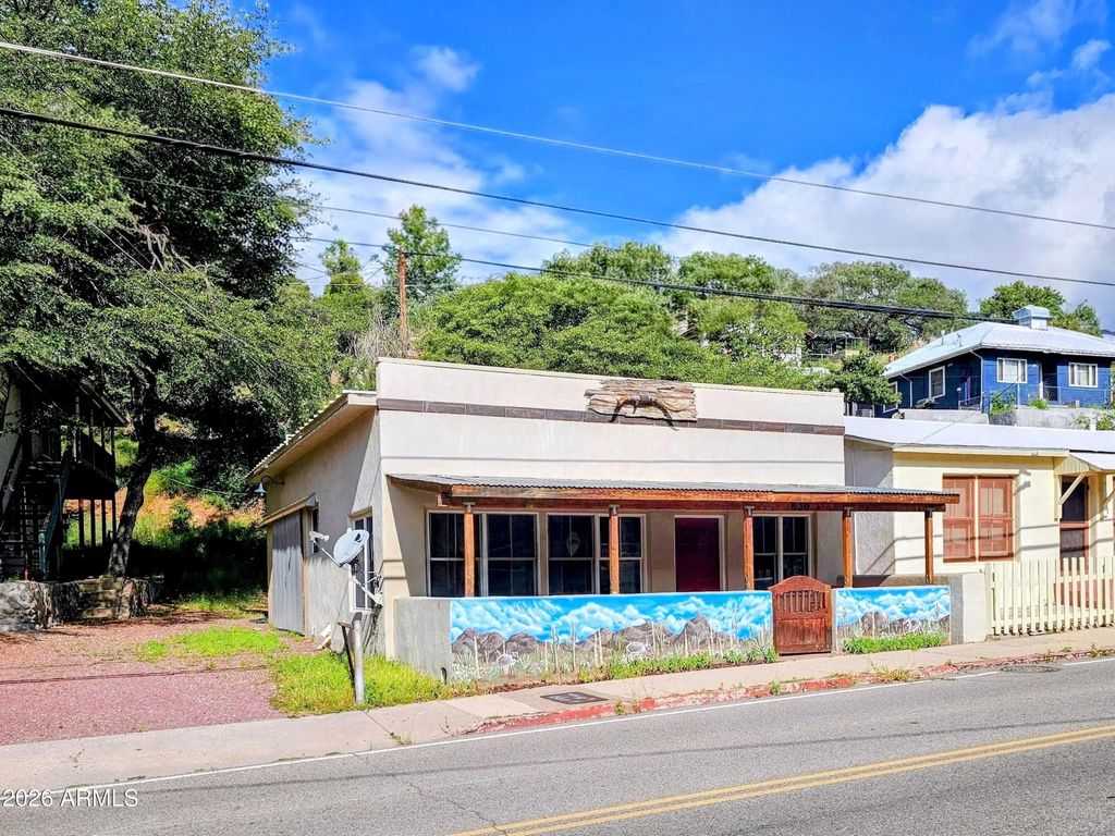 636 Tombstone Canyon, Bisbee
